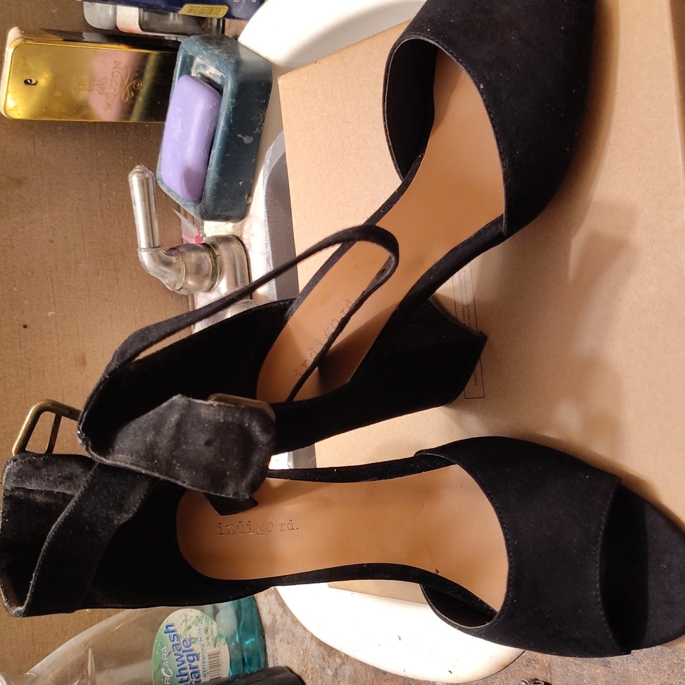 Lady's shoes